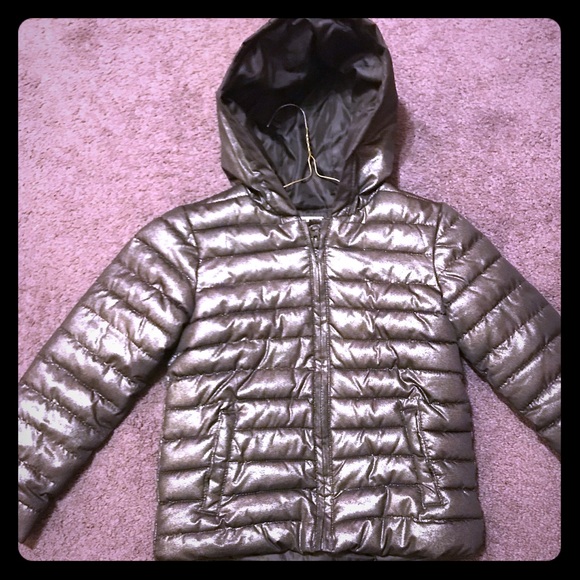 silver hooded puffer jacket
